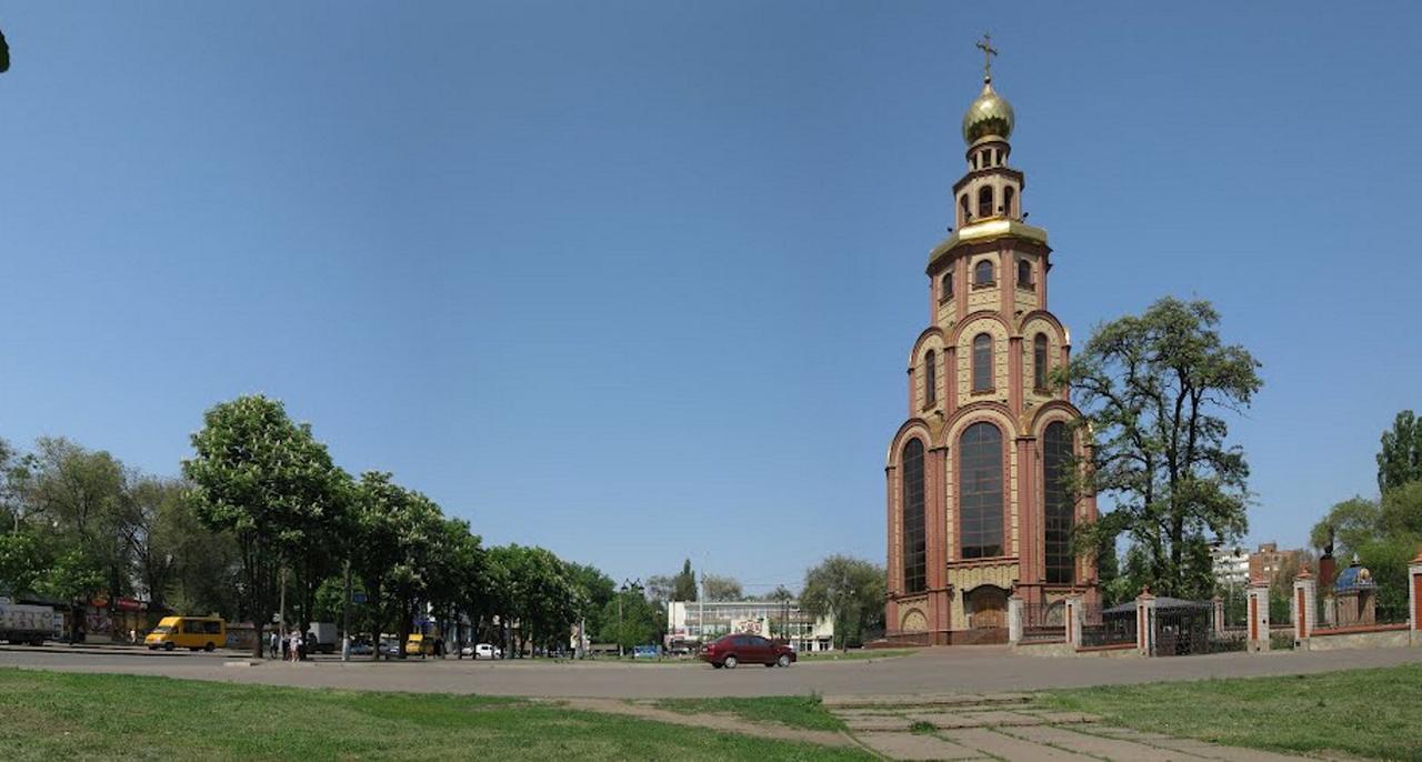 Апартаменты В Центре Металлургов 27 Kr Apartments Kryvy Rih Buitenkant foto